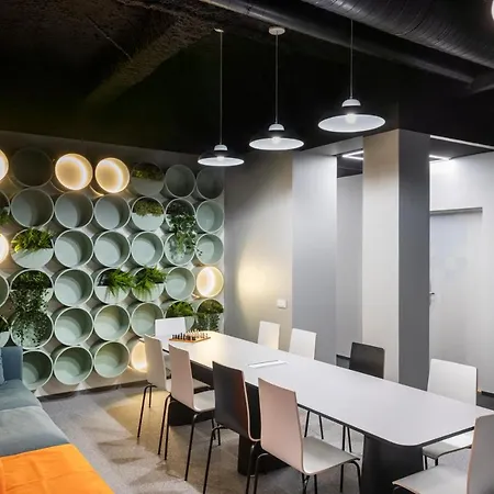アパート Youston Self Check-in Coliving ヴィリニュス