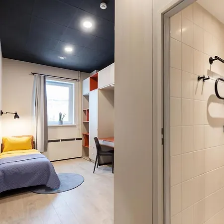 Youston Self Check-in Coliving *