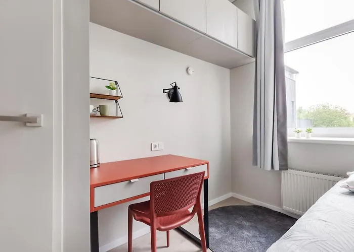 Youston Self Check-in Coliving アパート