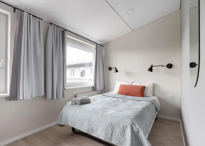 Youston Self Check-in Coliving